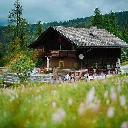 Marktlhutte * Hochrindl