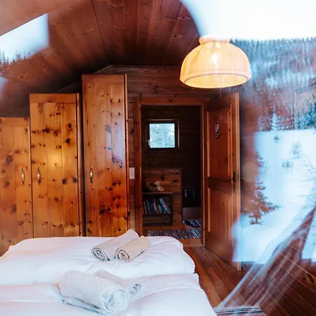 Marktlhutte * Hochrindl