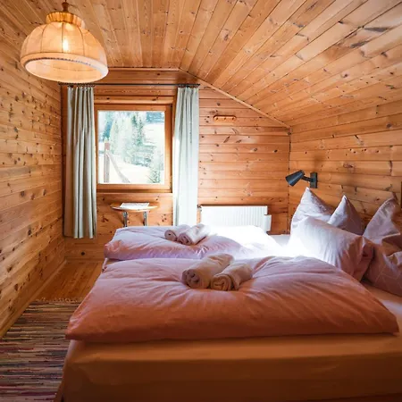 Marktlhutte * Hochrindl